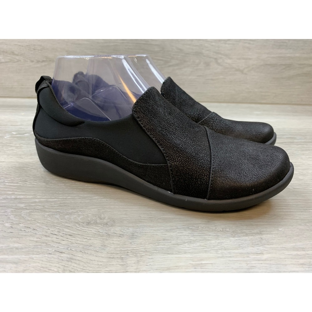 Clarks Cloudsteppers Sillian 2.0  Black Slip On Loafers Shoes Women's 8 Shoes